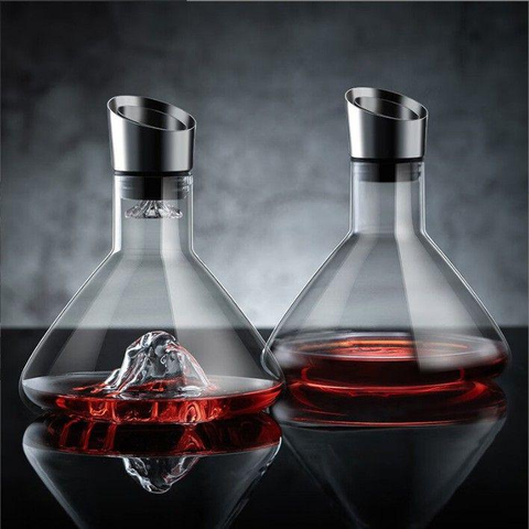 Mountain Design Whiskey Decanter – Unique Glass Bottle with Gold Accent