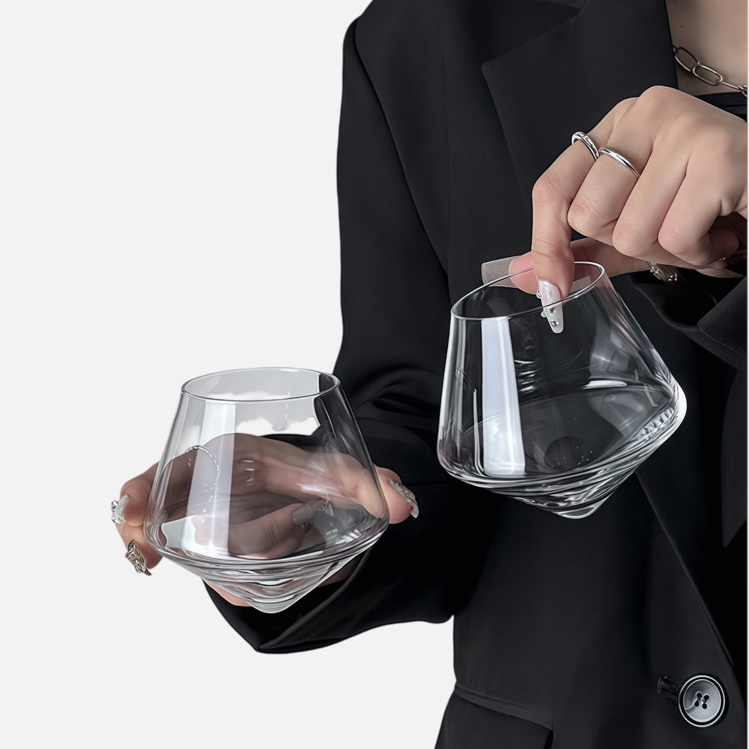 Tilted Whiskey Glass – Unique Anti-Roll Crystal Tumbler for Whiskey & Cocktails