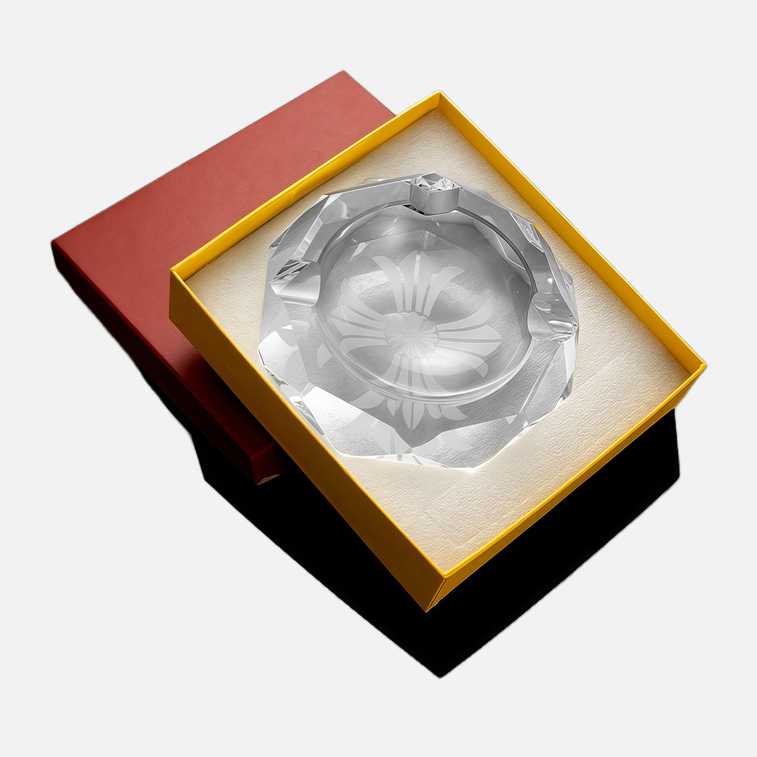 Premium Crystal Cigar Ashtray – Elegant Faceted Geometric Design for Cigar Lovers
