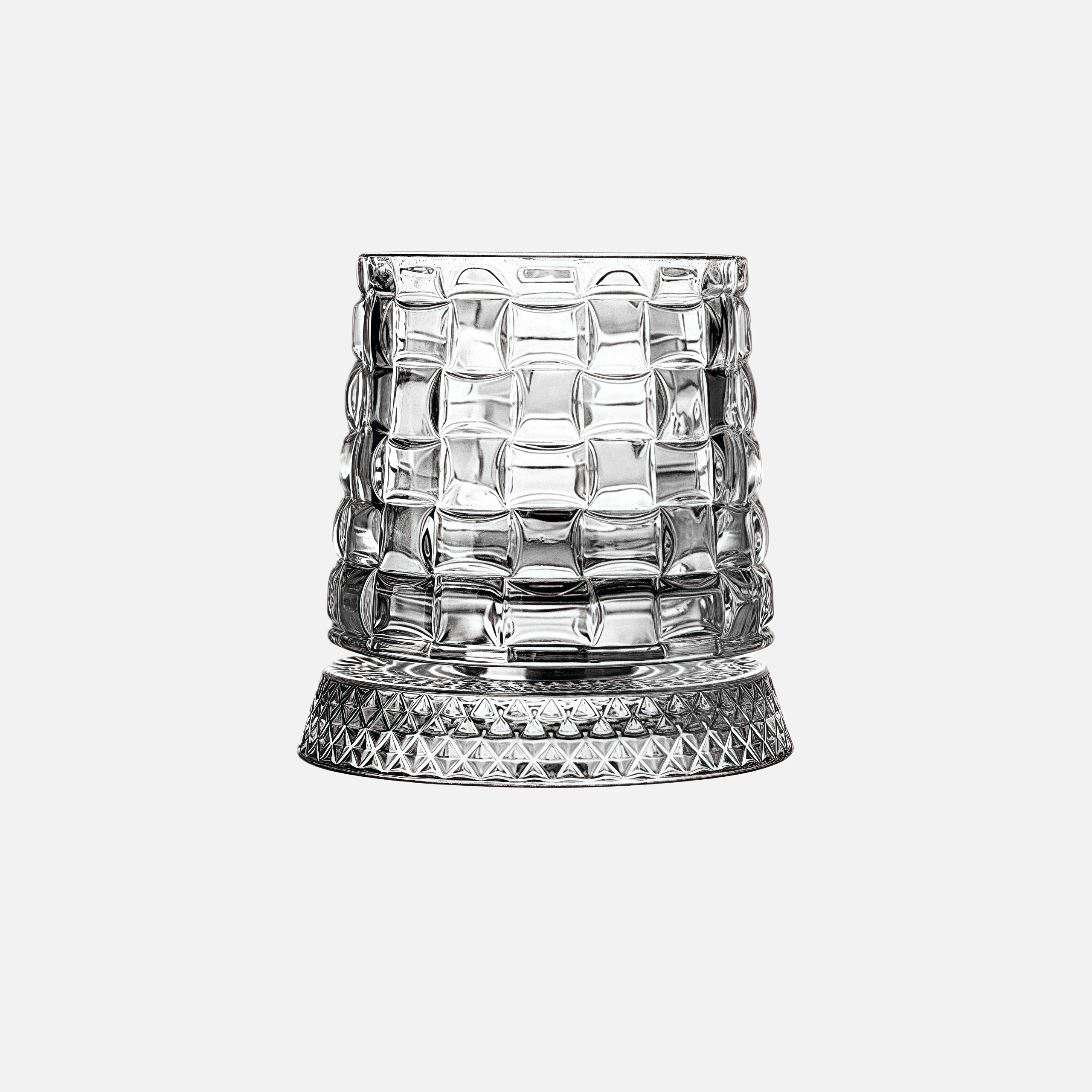 Crystal Swivel Whiskey Glass – Rotating Base Tumbler for Smooth Drinking